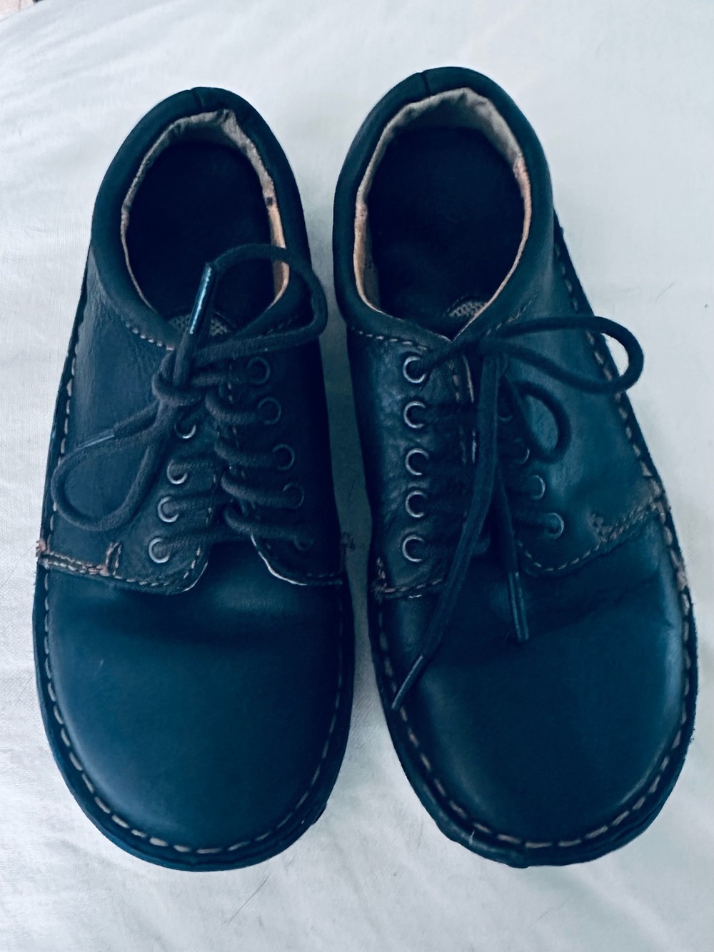 Black Leather Lace-Up Casual Shoes